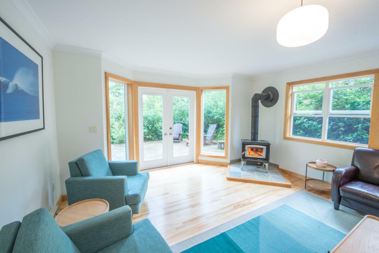 Chesterman Hideaway Tofino Exterior photo